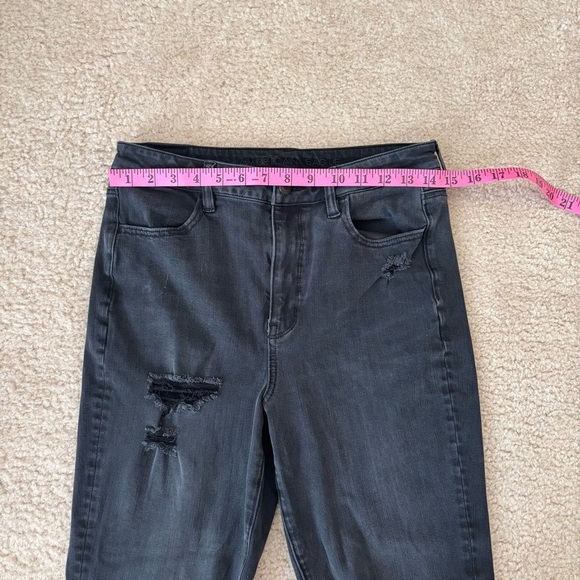 American Eagle Black Distressed Denim Jeans - Picture 5 of 9